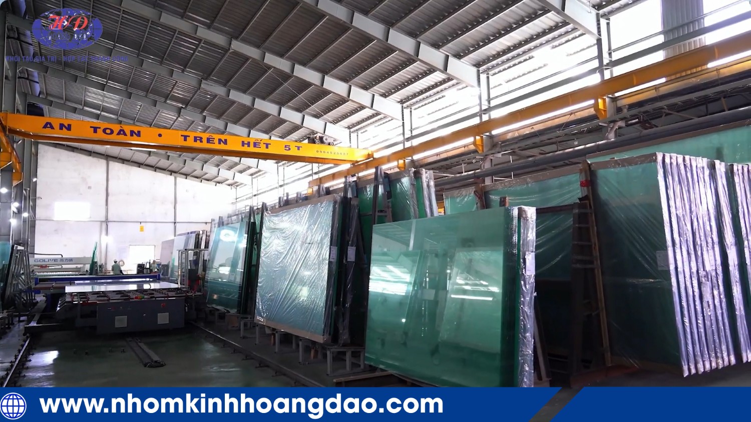 Báo Giá Kính Xây Dựng Mới Nhất – Kính Trắng, Kính Màu, Kính Cường Lực Giá Tốt