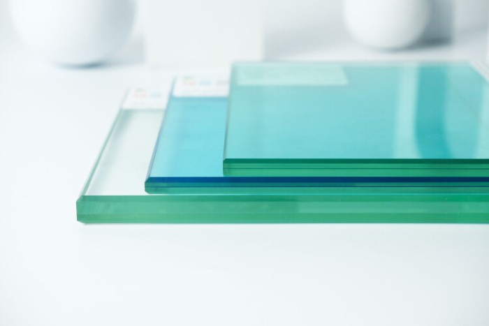 kính cường lực dán an toàn